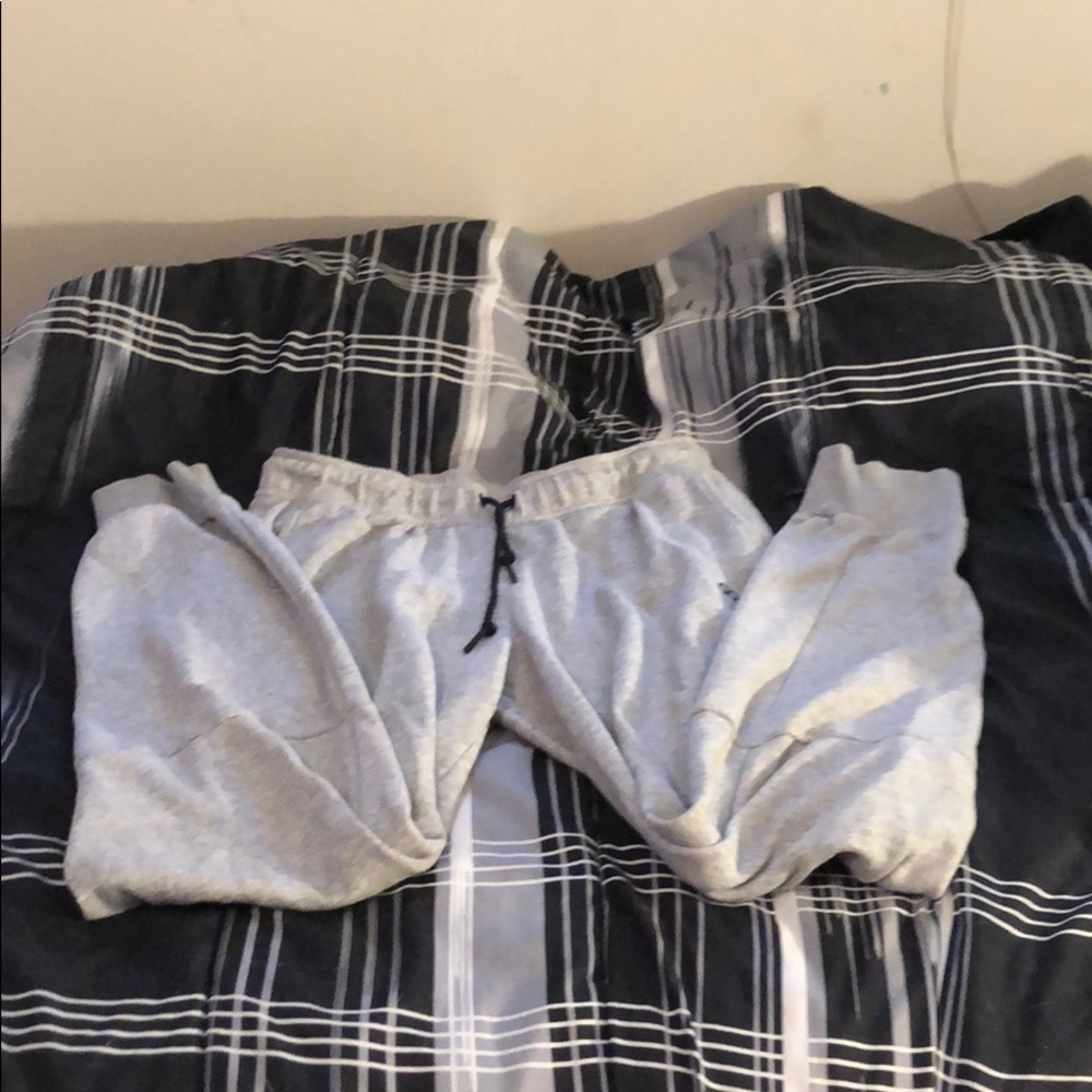 sweatpants